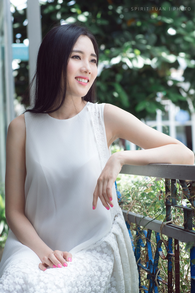 韩国理伦少妇4做爰